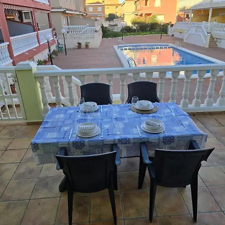 Apartamento Relax En Familia Junto Al Mar Les Palmeres Sueca